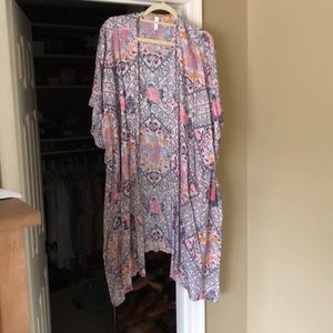 Floral print kimono NEW w tags
